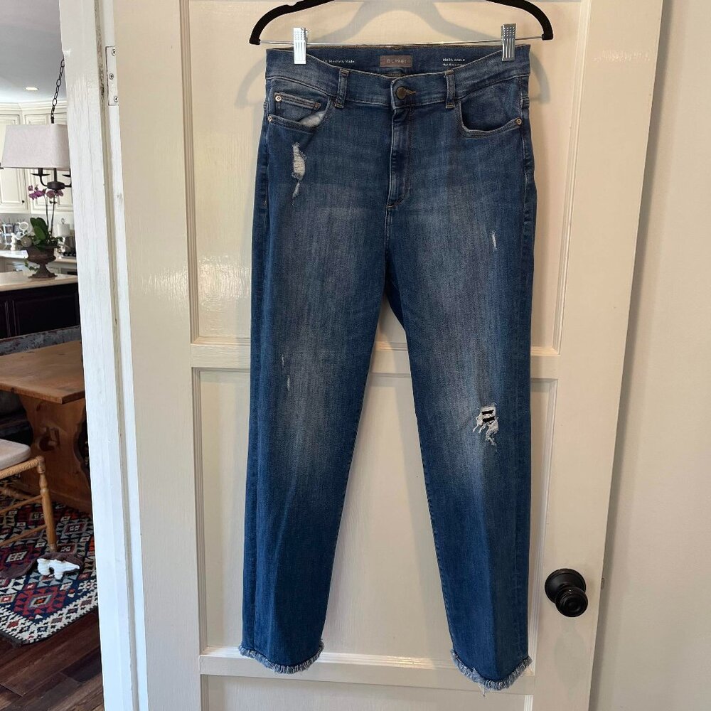 DL1961 Mara Intrasculpt Straight Ankle Fringe Jeans 31
